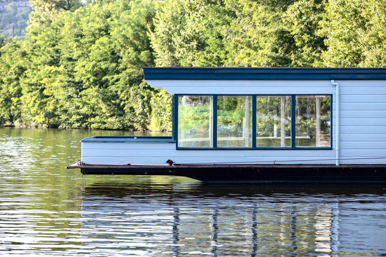 Houseboat - Best Place In Прага Экстерьер фото