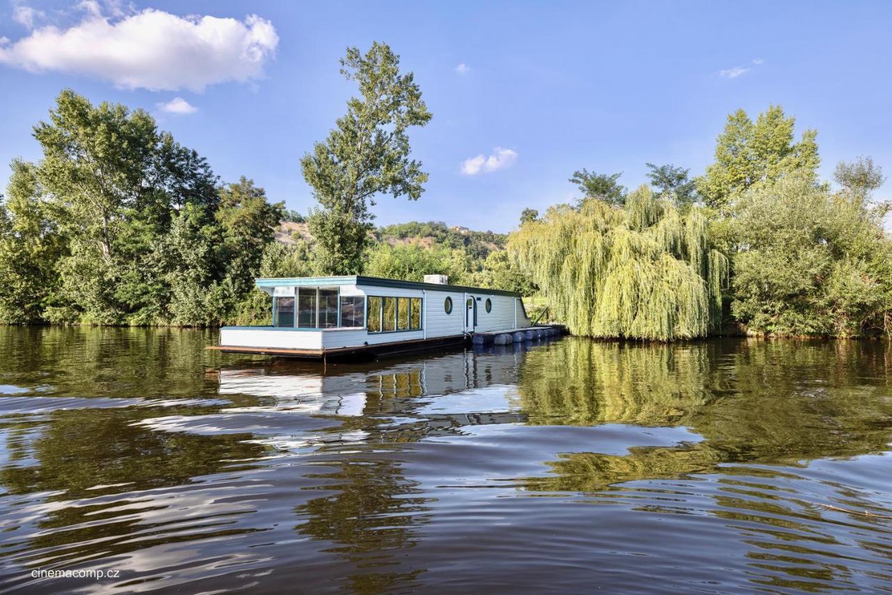 Houseboat - Best Place In Прага Экстерьер фото
