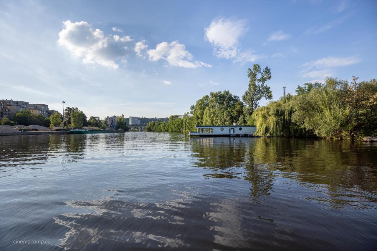 Houseboat - Best Place In Прага Экстерьер фото