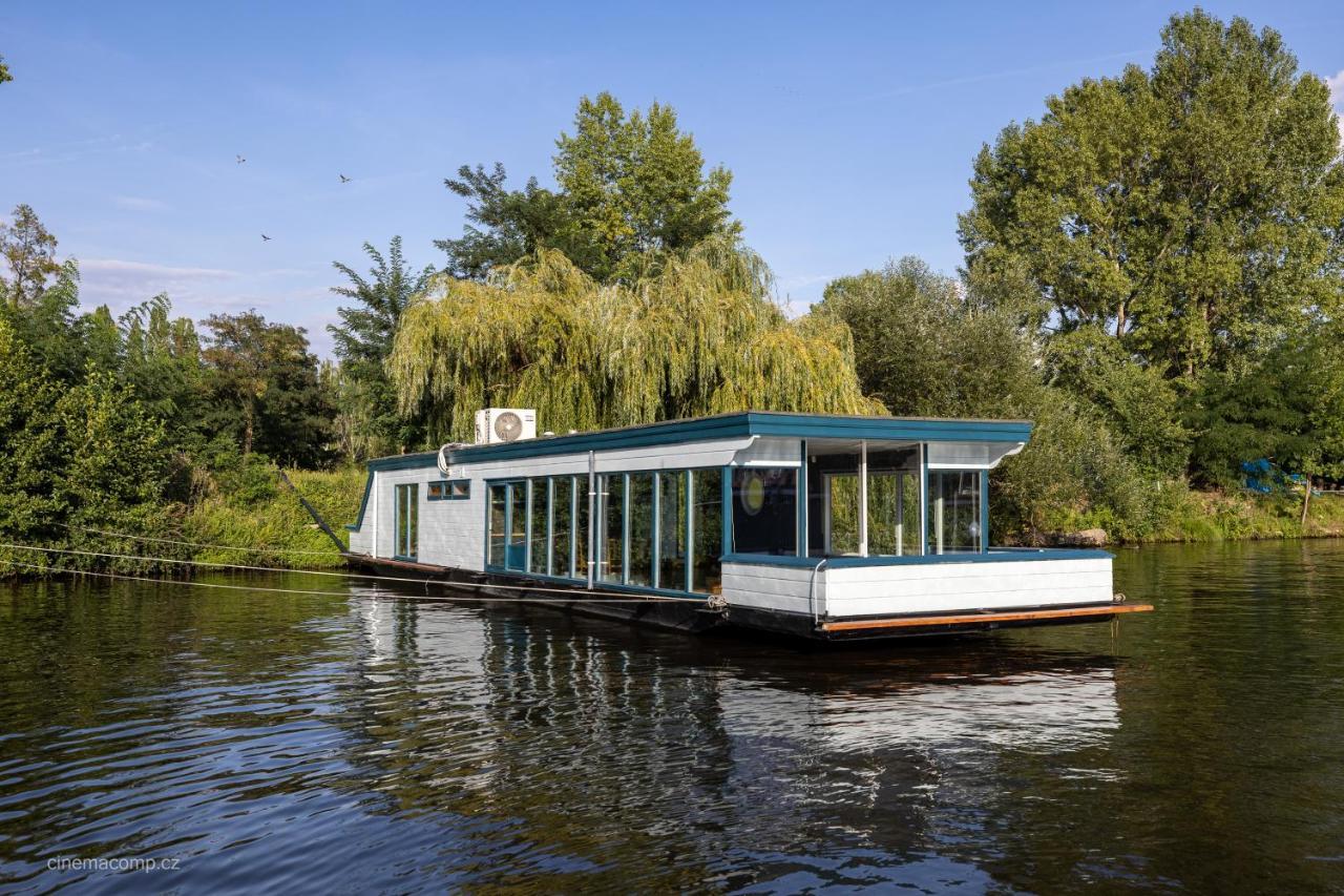 Houseboat - Best Place In Прага Экстерьер фото