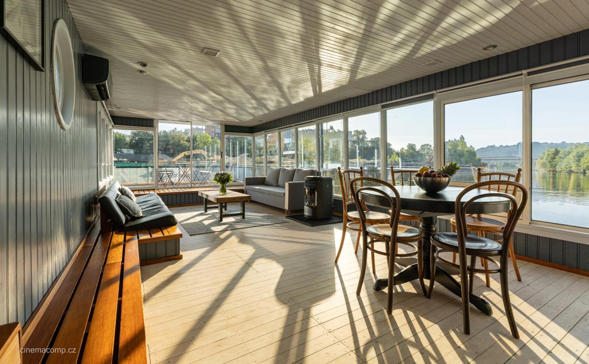 Houseboat - Best Place In Прага Экстерьер фото